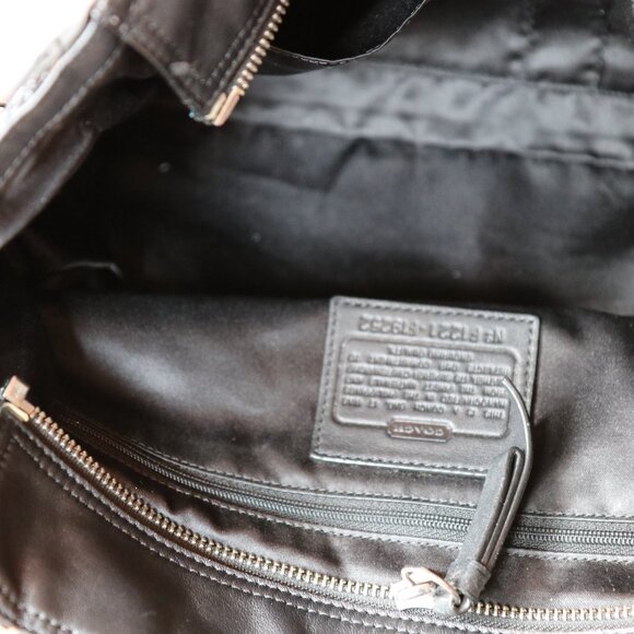 Coach Vintage PreLoved Shoulder Bag Black - Picture 9 of 10